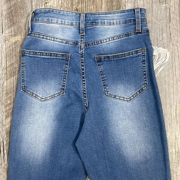 23.  NWT AP BLUE fringe jeans Size: 7 - Picture 10 of 10